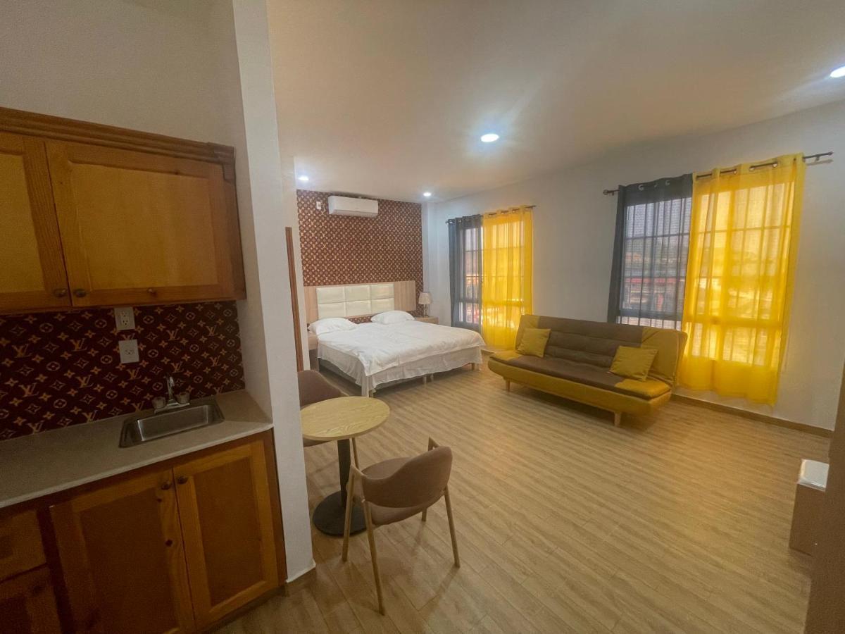 July Aparthotel Lower Prince's Quarter Εξωτερικό φωτογραφία