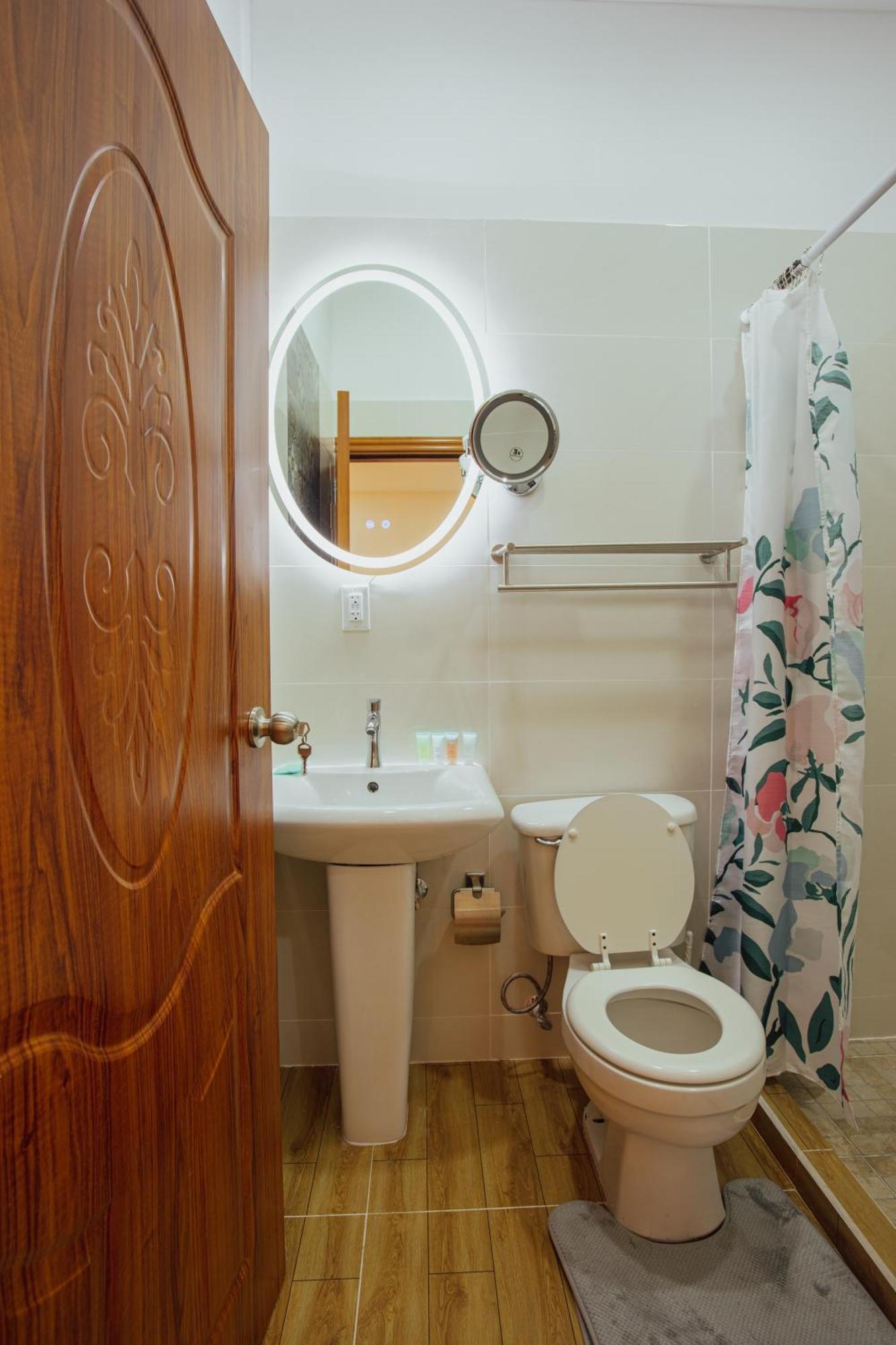 July Aparthotel Lower Prince's Quarter Εξωτερικό φωτογραφία